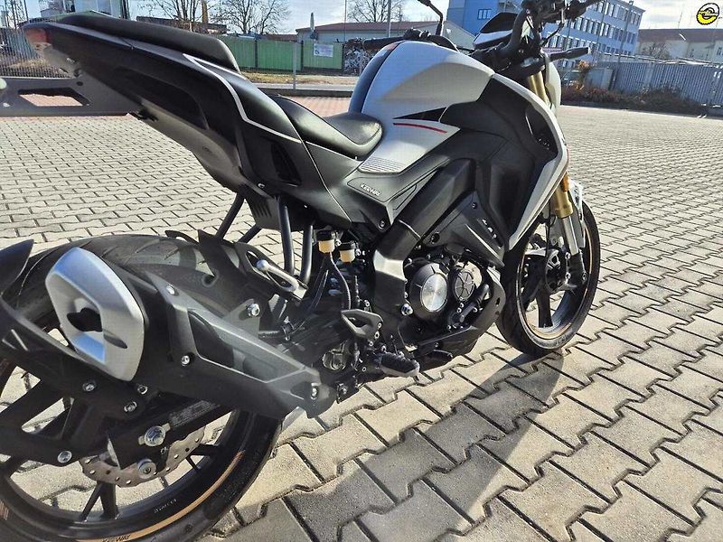 Keeway RKF 125i (2025) VÝPRODEJ EURO5 - fotka 12 z 17