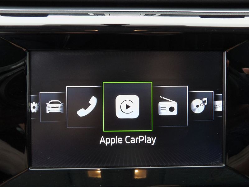 Škoda Superb 2.0TDI DSG 4x4 Style ČR DPH - fotka 9 z 32