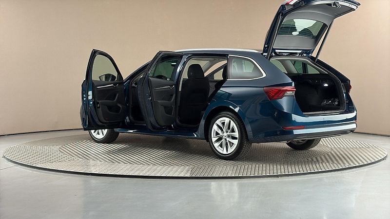 Škoda Octavia 1.5 TSI Style Combi - fotka 7 z 27
