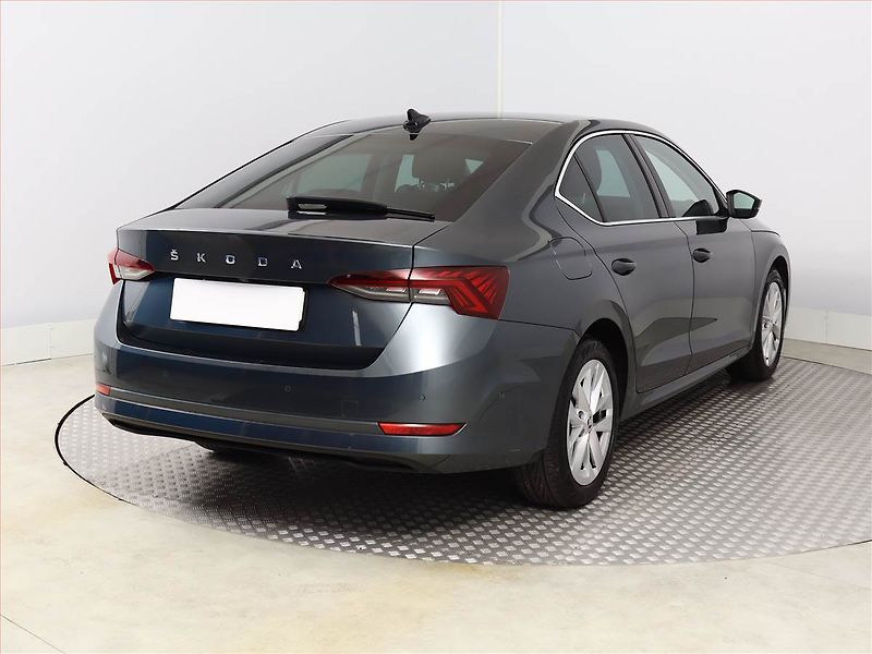 Škoda Octavia (2020) 2.0 TDI, Automat, Serv.kniha - fotka 5 z 20