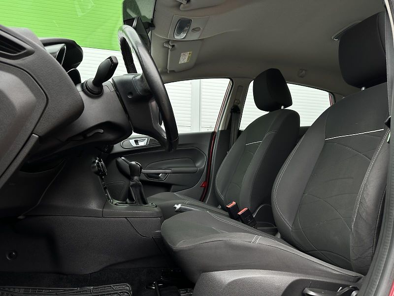 Ford Fiesta 1.0 EB 74kW KLIMA Tempomat PDC - fotka 12 z 35