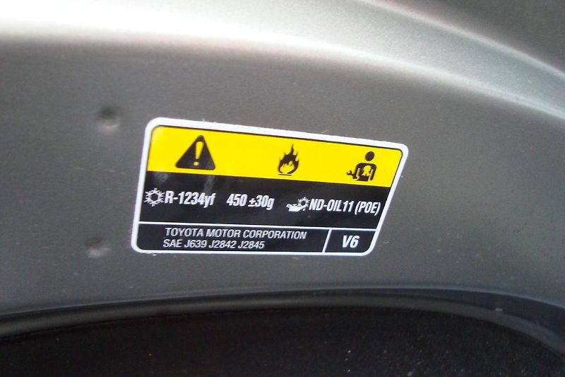 Toyota Yaris Cross (2024) 1.5 Hybrid,ČR,1.Maj.Exetucive - fotka 23 z 83
