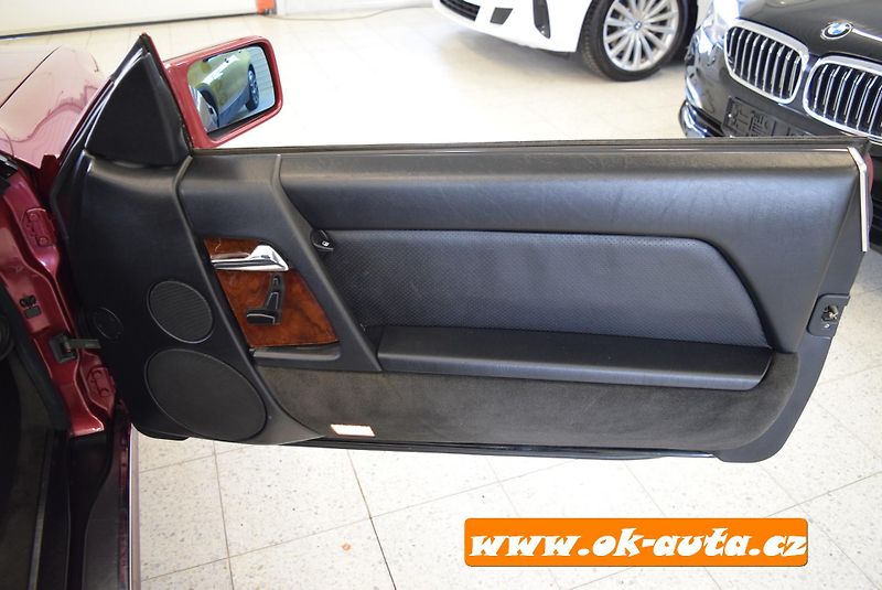 Mercedes-Benz SL 500 129 240 kW AUTOMAT  - fotka 18 z 52