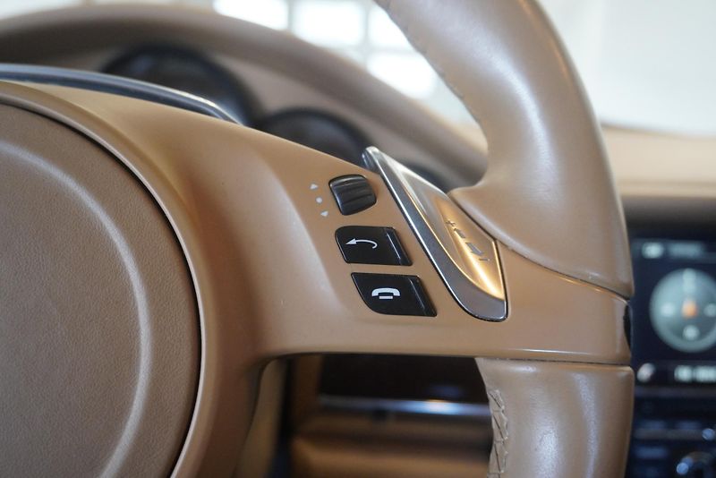 Porsche Panamera  4,8I V8 4WD PD - fotka 32 z 45