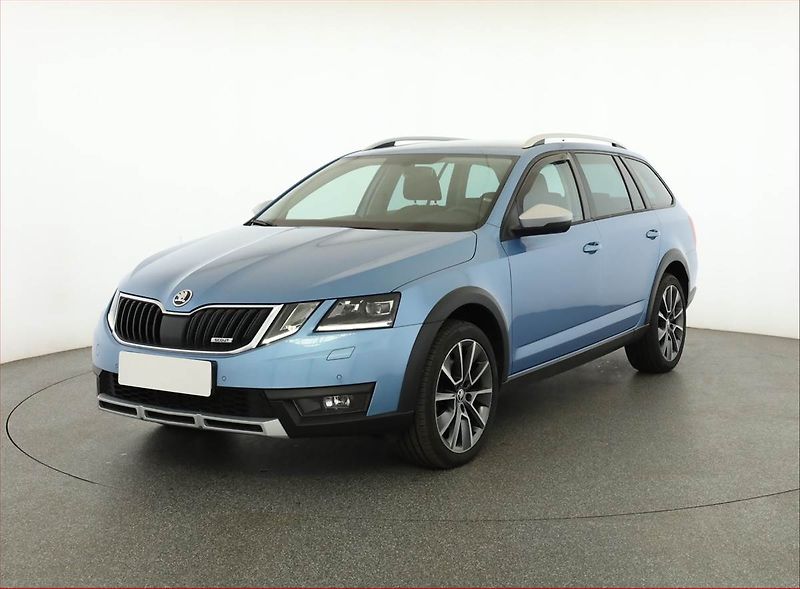 Škoda Octavia (2019) Scout 2.0 TDI, 4X4, Automat - fotka 2 z 21