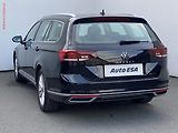 Volkswagen Passat (2021) 2.0TDi 4x4, ČR, Elegance - náhled 6