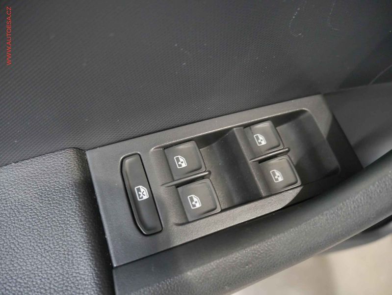 Škoda Rapid (2019) 1.0 TSi, 2.maj,ČR, Navi - fotka 19 z 19