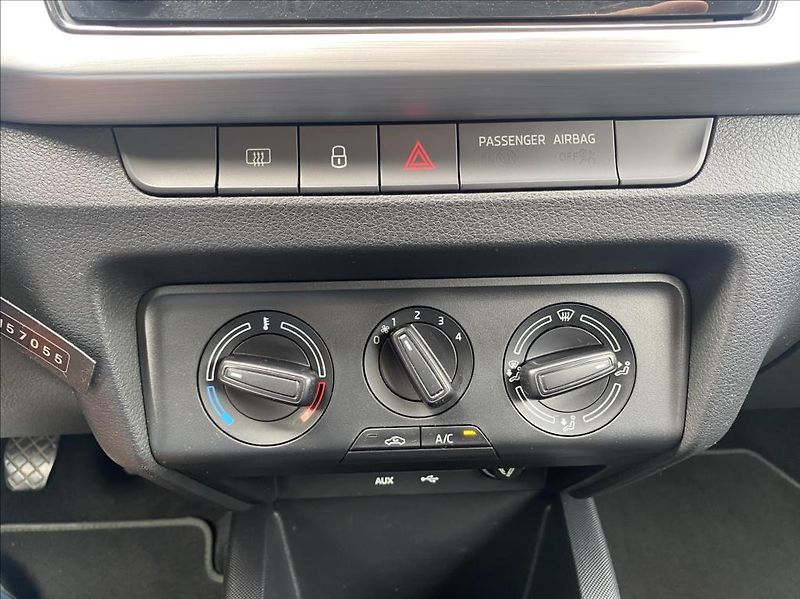 Škoda Fabia 1,4 TDI Ambition - fotka 30 z 39