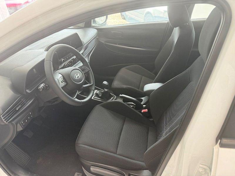 Hyundai i30 HB FL 1,5I Family - fotografie inzerátu