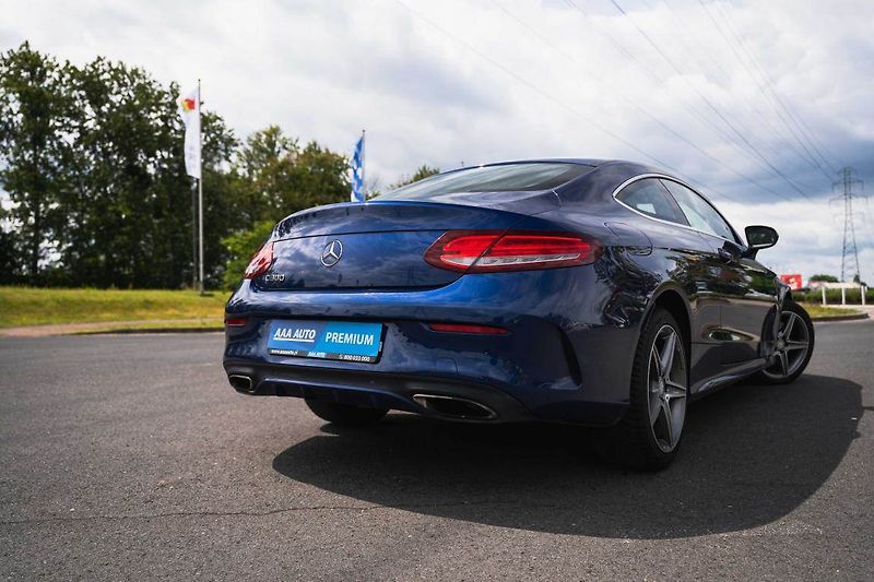 Mercedes-Benz Třídy C (2016) C 300 - fotka 13 z 27