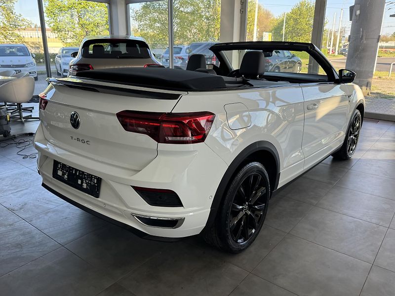 Volkswagen T-Roc (2021) 1,5TSi DSG REZERVACE - fotka 10 z 32