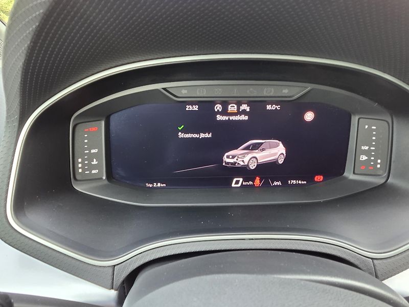 Seat Arona (2025) 1.0 TSi 115 FR MAN6 - fotka 14 z 28