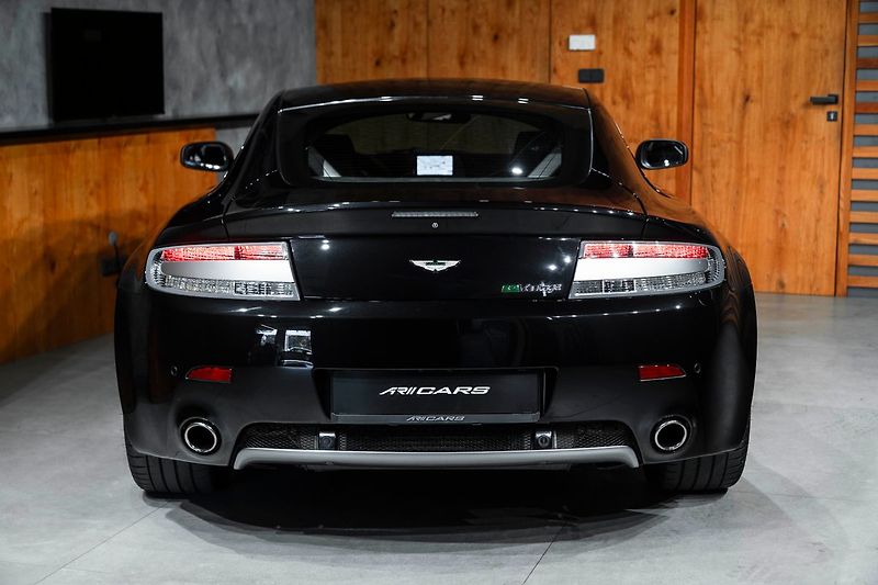 Aston Martin V8 Vantage N400 142/240 - fotka 21 z 23