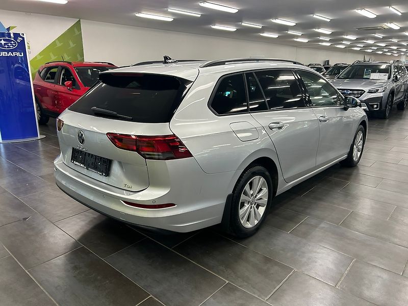 Volkswagen Golf (2023) 1.5 TGI Comfort AUT 2023 | Zár - fotka 7 z 58
