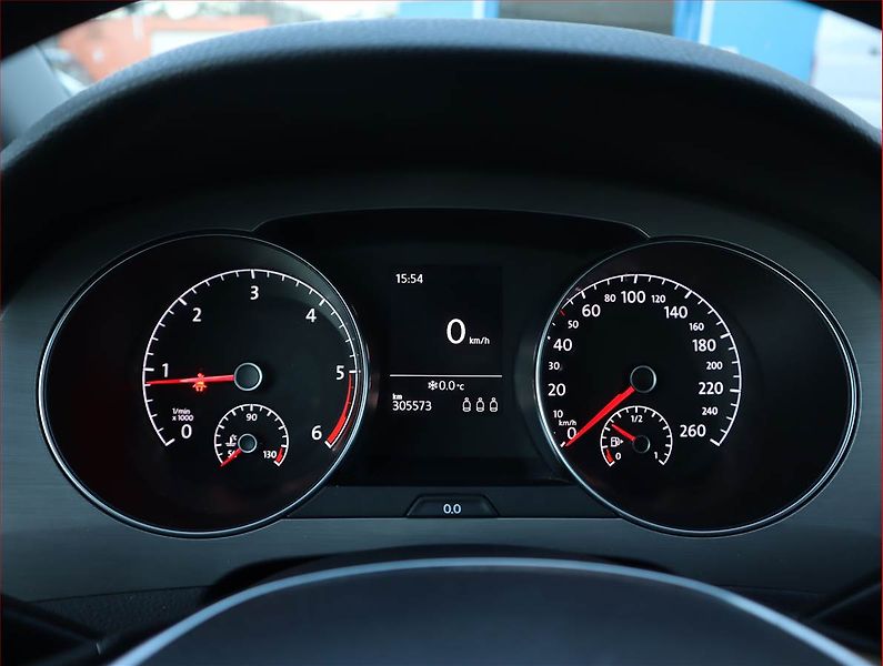 Volkswagen Golf Sportsvan (2014) Comfortline 1.6 TDI - fotka 11 z 18