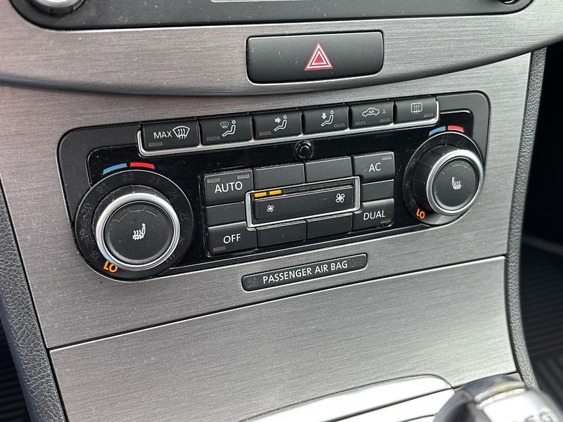 Volkswagen Passat DSG COMFORTLINE - fotka 20 z 26