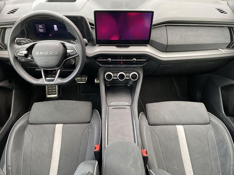 Škoda Kodiaq (2025) 1.5 TSI iV DSG SportLine - fotka 5 z 40