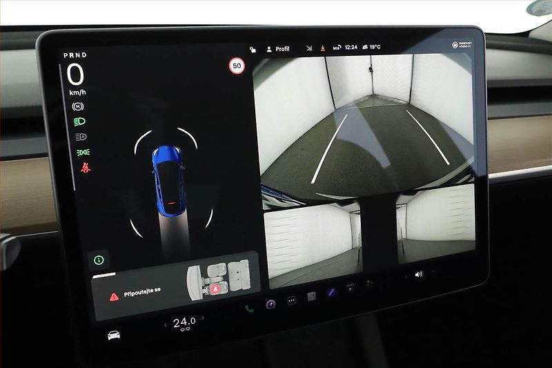 Tesla Model Y (2021) Long Range AWD 75kWh, SoH 91% - fotka 21 z 28