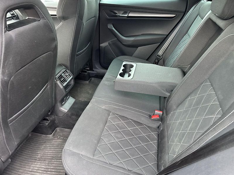 Škoda Karoq (2020) 2.0 TDI 4x4 DSG Sportline - fotka 8 z 36