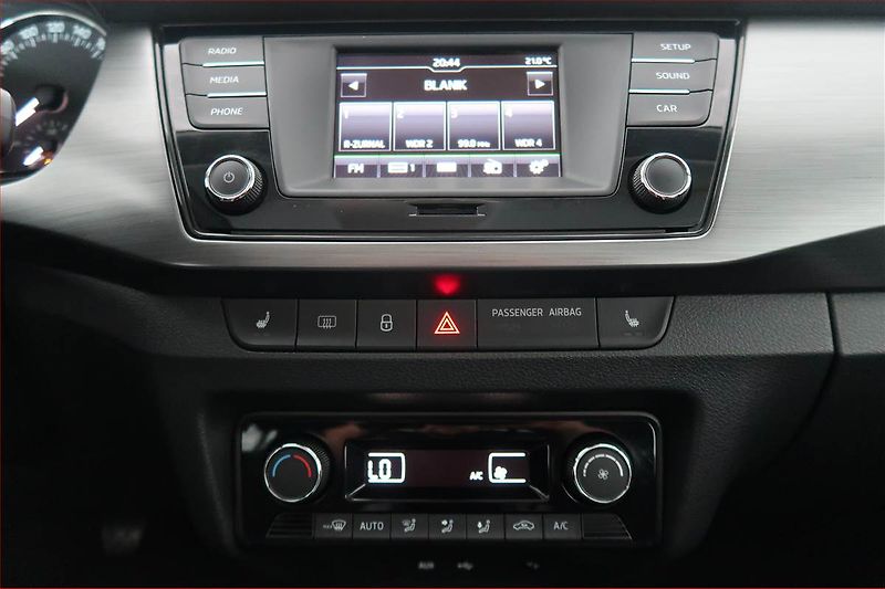 Škoda Fabia (2017) Style 1.2 TSI, Tempomat - fotka 12 z 18