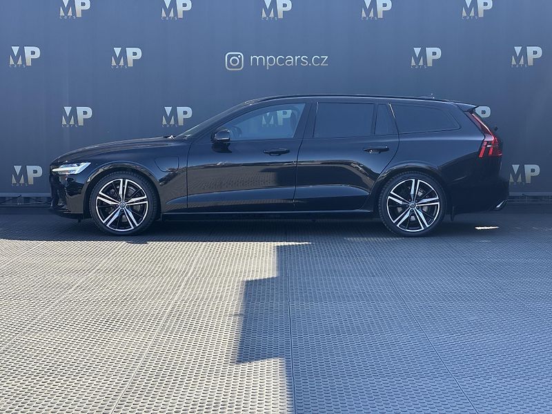 Volvo V60 (2020) 2,0 T8 4X4, Recharge, Polestar - fotka 5 z 47
