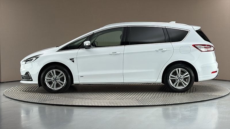 Ford S-MAX 2.0 Ecoblue AUT AWD Titanium - fotka 4 z 28