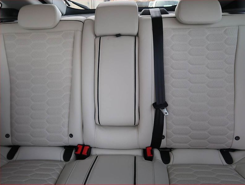 Ford Mondeo (2020) Vignale 2.0 EcoBlue, 4X4 - fotka 10 z 15