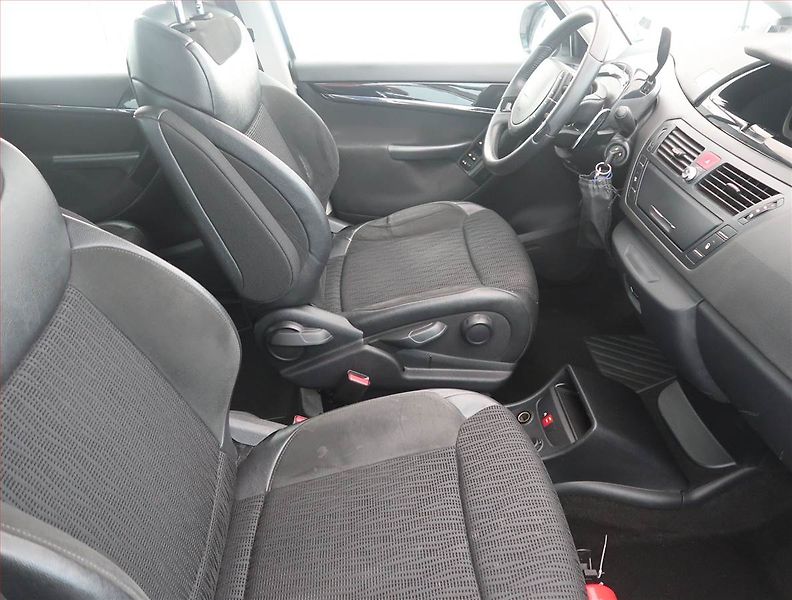 Citroën C4 Picasso (2011) Exclusive 2.0 HDI 160, Automat - fotka 7 z 14