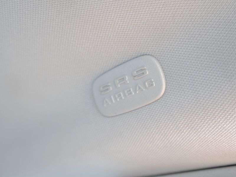 Jeep Commander (2007) ČR 3.0CRD 160KW – 7sedadel - fotka 43 z 62