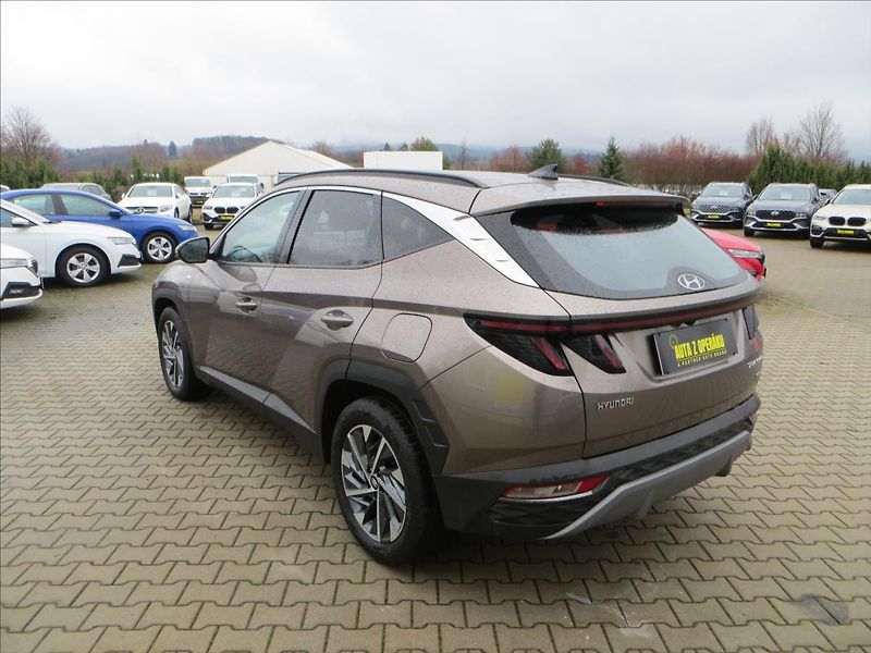Hyundai Tucson 1,6 T-GDI Freedom 4x4 AT ČR - fotka 5 z 23