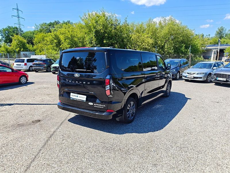 Ford Tourneo Custom (2026) L2 , Titanium , čr, 1.majitel - fotka 5 z 12