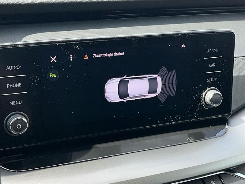 Škoda Octavia 2,0 TDi 85kW AMBITION PLUS  IV - fotka 17 z 24