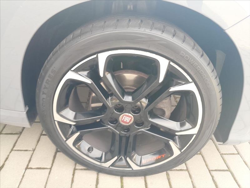 Fiat Tipo 1,6 MJT,KLIMA,NAVI,VÝHŘEV - fotka 37 z 45