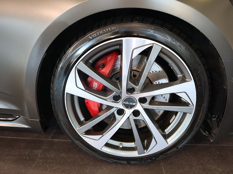 Audi RS 5 Coupe quattro 331kW - fotka 19 z 19