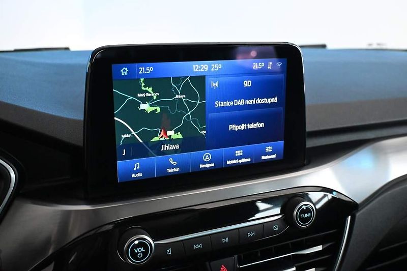 Ford Kuga (2020) 2.0 140 KW 4x4 8AT ECOBLUE TIT - fotka 16 z 31