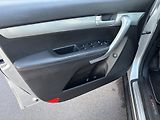 Kia Sorento (2011) 7MÍST/2.2d AT 145kW/BEZ KOROZE - náhled 12
