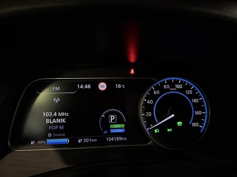 Nissan Leaf N-CONNECTA 160kW 62kWh - fotka 17 z 38