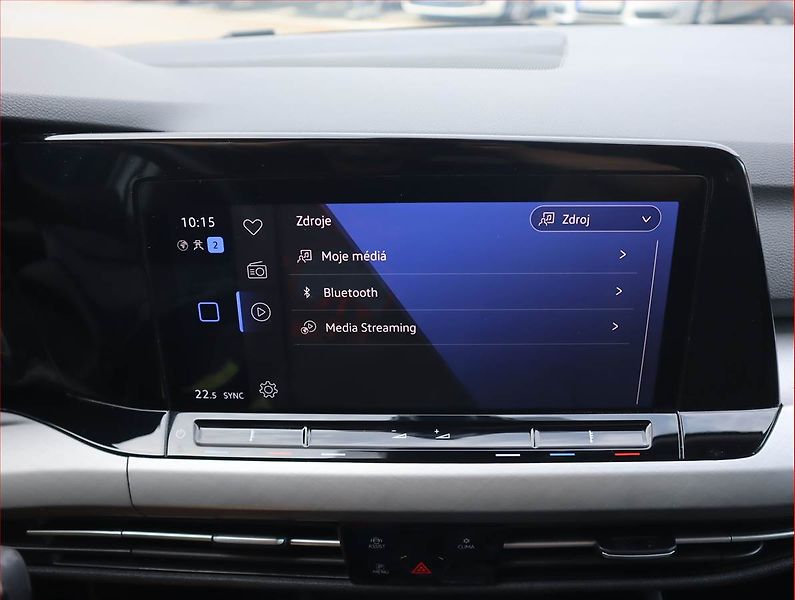 Volkswagen Golf (2021) Life 2.0 TDI, Serv.kniha, Navi - fotka 20 z 23