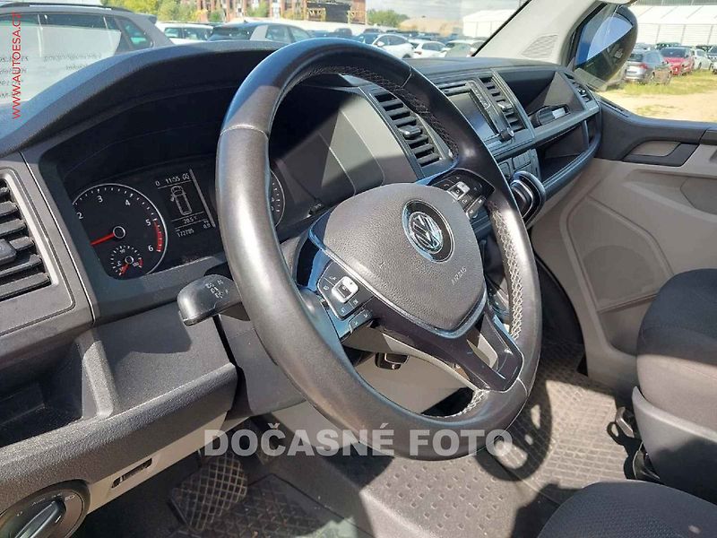 Volkswagen Transporter (2018) 2.0TDi 8míst, navi, 110kW - fotka 6 z 12
