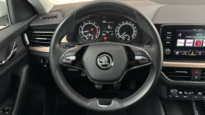 Škoda Scala 1.5 TSI Style - fotka 9 z 25