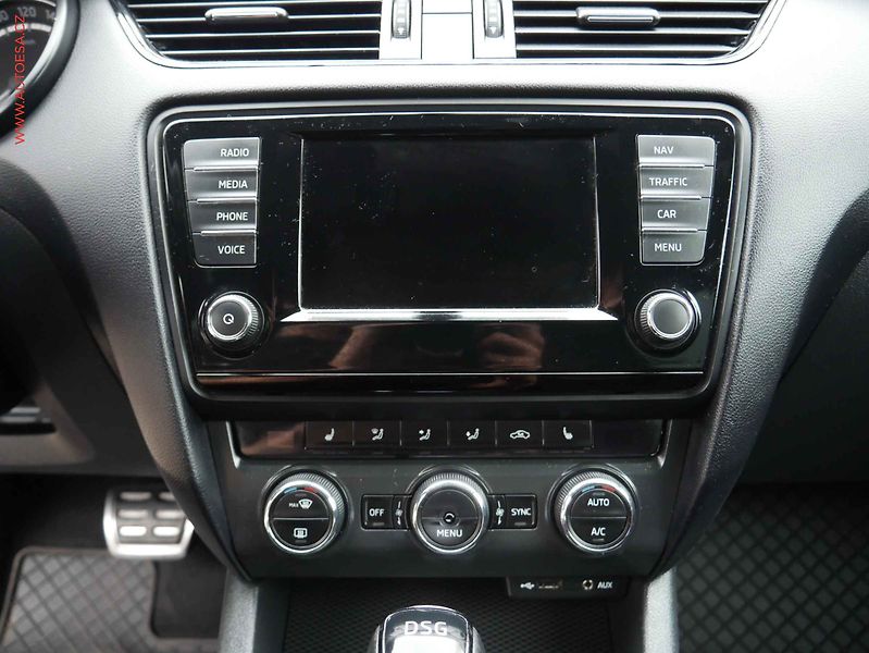 Škoda Octavia (2017) 2.0TDi, DSG, navi, xenon - fotka 11 z 19