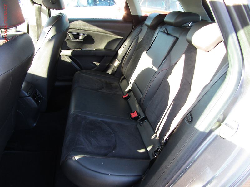 Seat Leon (2016) 2.0 TDi, ČR, servis.kniha - fotka 10 z 22