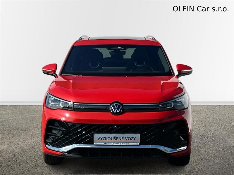 Volkswagen Tiguan 2,0 TDi 142kW 4Motion R-LINE - fotka 4 z 34