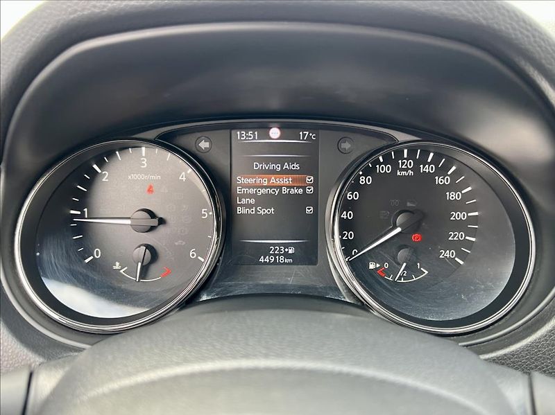 Nissan X-Trail 1,7 dCi N-TEC / panorama kůže - fotka 23 z 48