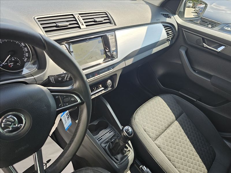 Škoda Fabia III 1,2TSi 66KW Drive - fotka 13 z 41