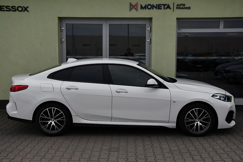 BMW Řada 2 218d M-SPORT 1M ČR ACC - fotka 12 z 45