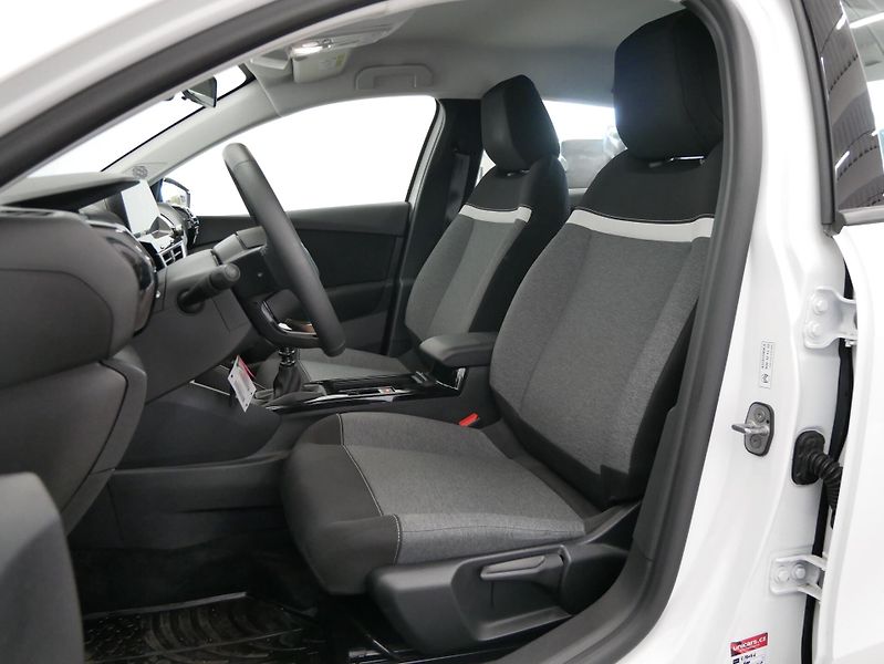 Citroën C4 X - fotka 11 z 25