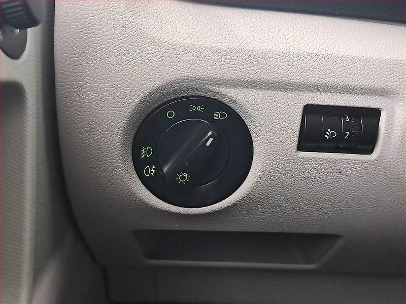 Škoda Fabia (2008) 1.2 12V, po STK, plně pojízdný - fotka 14 z 16