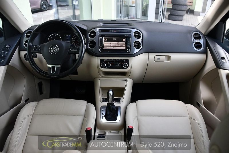 Volkswagen Tiguan 2.0TDi 103kW PANO TAŽNÉ - fotka 22 z 54