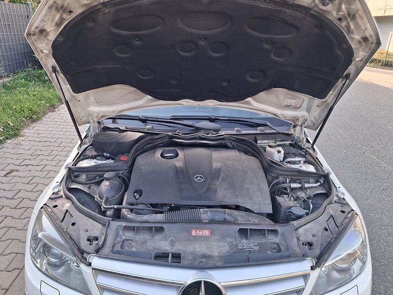 Mercedes-Benz Třídy C (2008) C200 CDI, ČR, STK do 6/2028  - fotka 36 z 41